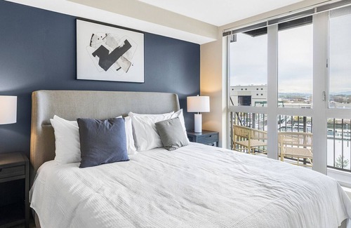 New Tacoma Apartment | Modern Apartment in Prime Location (ID8925X56)