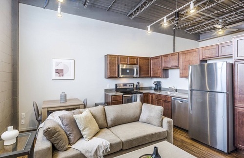 NoDo District Apartment | Modern Apartment in Prime Location (ID9106X83)