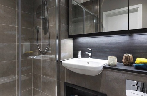 Stratford Apartment | Modern apartment in the heart of London.
