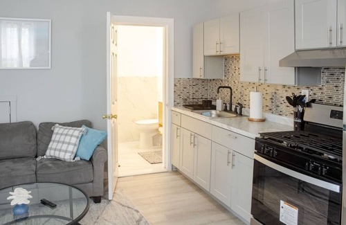 Black Rock Historic District Apartment | Modern Apartment in Black Rock