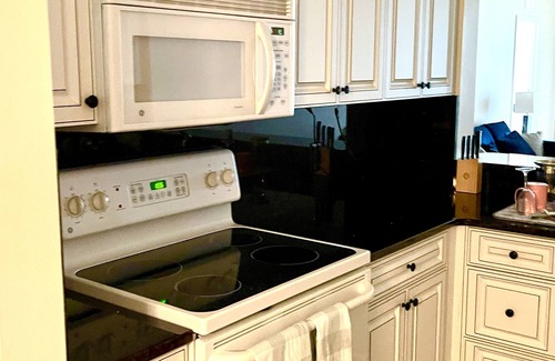 Biggar Apartment | Modern apartment in famous gated Legends Country Club in Fort Myers, Fl.