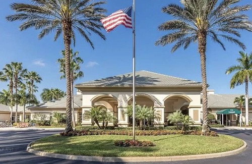 Biggar Apartment | Modern apartment in famous gated Legends Country Club in Fort Myers, Fl.