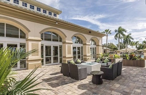 Biggar Apartment | Modern apartment in famous gated Legends Country Club in Fort Myers, Fl.
