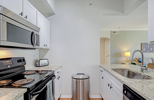 Fort Worth Apartment | Modern Apartment in Prime Location (ID5315)