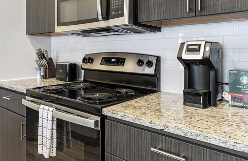 Middletown Apartment | Modern Apartment in Prime Location (ID8320X88)