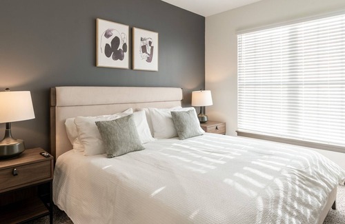 Middletown Apartment | Modern Apartment in Prime Location (ID8060X85)