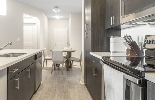 Wake Forest Apartment | Modern Apartment in Prime Location (ID1002X885)