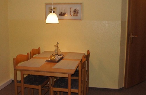 Old Town Apartment | Modern Apartment in Wismar near Sea