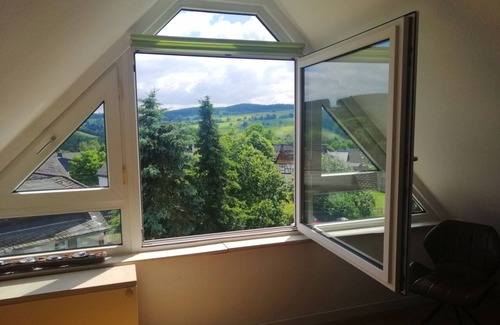 Hildfeld Apartment | Modern apartment 'Katya' with mountain view including WiFi