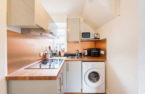 Newham Apartment | Modern Apartment near City Airport & ExCeL Lo…