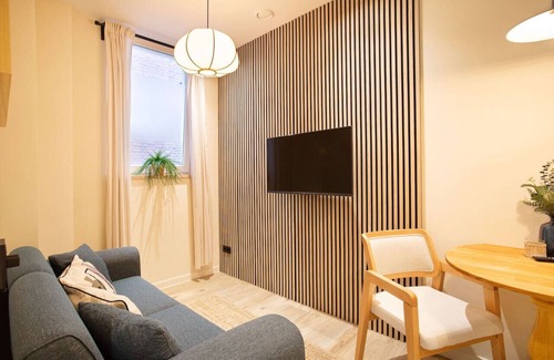 Scheveningen Badplaats Apartment | Modern apartment near Scheveningen beach