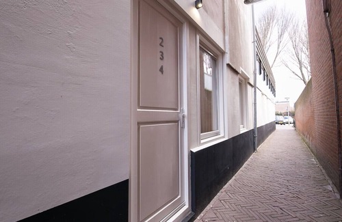 Scheveningen Badplaats Apartment | Modern apartment near Scheveningen beach