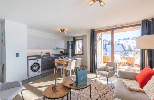 Viel-Alpe Apartment | Modern Apartment Near Slopes with Parking, WiFi, and Mountain Views