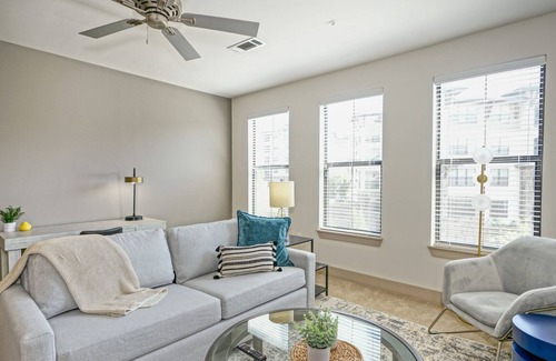 Crestline Heights Apartment | Modern Apartment in Prime Location (ID1246)