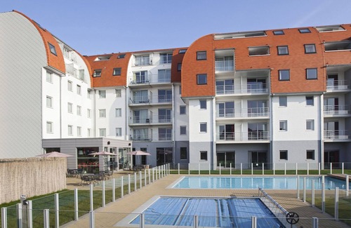 Zeebrugge Apartment | Modern apartment with a dishwasher located in Zeebrugge