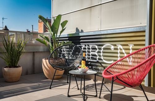 El Camp de l'Arpa del Clot Apartment | Modern apartment with terrace in Eixample