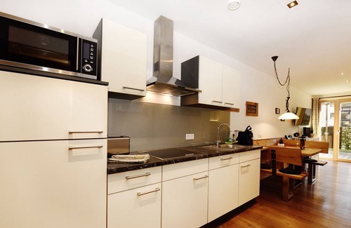 Vandans Apartment | Modern apartment with sauna and e-bikes