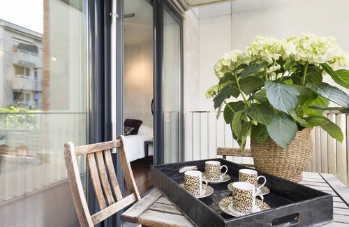 Sant Gervasi Apartment | Modern apartments located in the Sarria neighborhood in the northeastern part of the city.