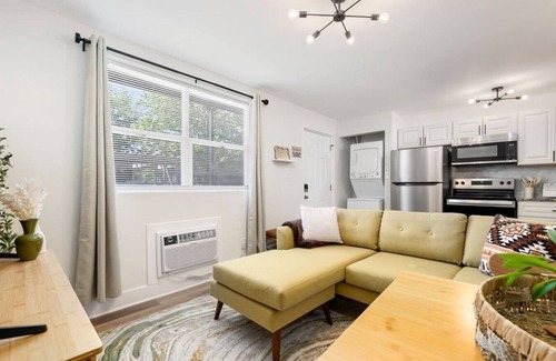 Downtown Columbus Apartment | Modern Apt | Parking | Near German Village + Dtwn
