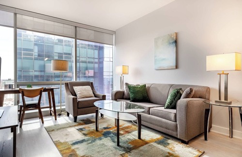 New Rochelle Apartment | Modern Apt with Indoor Pool