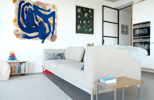 Amsterdam North Apartment | Modern architecture with great views adjacent city center (100+60m2 balcony)