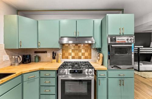Scenic Heights Apartment | Modern Arvada Suite | Sauna & Games