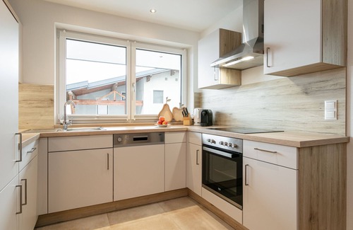 Hopfgarten im Brixental Apartment | Modern apartment with terrace and stunning view