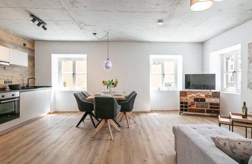 Hopfgarten Markt Apartment | Modern apartment – 500 m from the ski lift