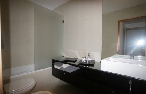 Vila do Conde Apartment | Modern beach apartment, Free Wifi, Swimming pool, Condominium, 55 inch TV