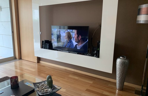 Vila do Conde Apartment | Modern beach apartment, Free Wifi, Swimming pool, Condominium, 55 inch TV