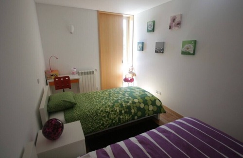 Vila do Conde Apartment | Modern beach apartment, Free Wifi, Swimming pool, Condominium, 55 inch TV