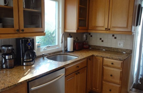 Loveladies House | Modern Beach Cottage Steps to Private Beach Access