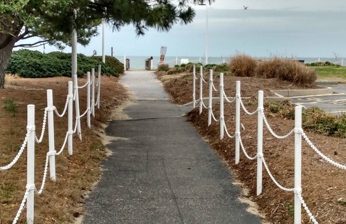 Willoughby Spit House | Modern beach getaway paradise