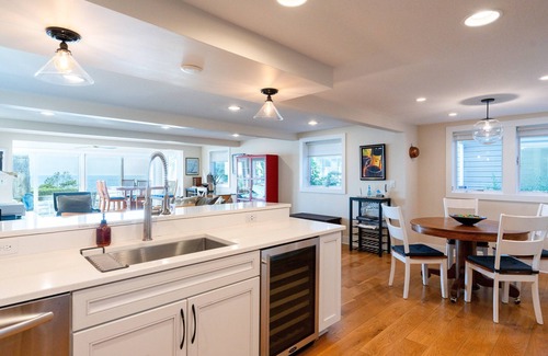 Grand Haven House | Modern Beach House with Beautiful Lake Michigan