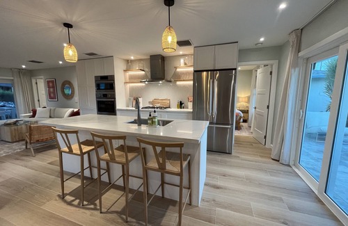 Treasure Cay Villa | Modern Beach Villa - Bahamian Pine