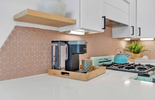Townsite Cottage | Modern Beachfront Cottage
