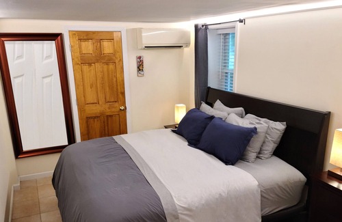Long Beach Apartment | Modern, Beautiful & Warm Apartment Unit with Beach Passes!!!