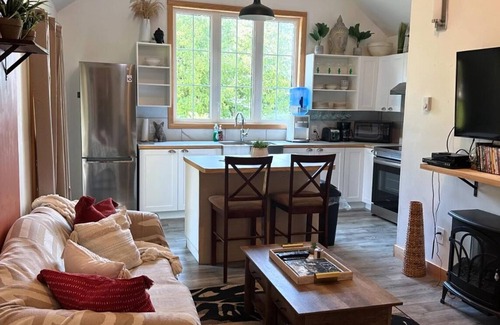 Fenelon Falls House | Modern Bohemian Getaway