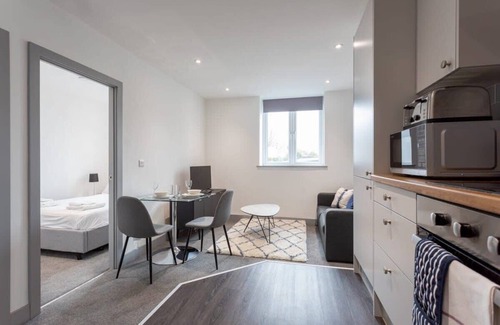 Leeds Apartment | Modern & Bright 1 Bed Apartment, Leeds