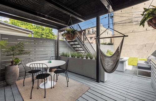 Bushwick House | Modern Brooklyn Townhouse