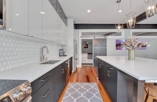 Historic District - North Condo | Modern Broughton Loft with Southern Charm