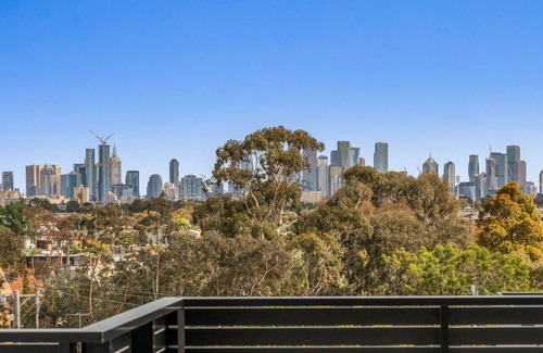 Brunswick Apartment | Modern Brunswick IMEL