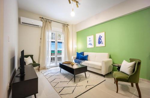 Kypseli Apartment | Modern Central Apartment with Balcony - Near Metro