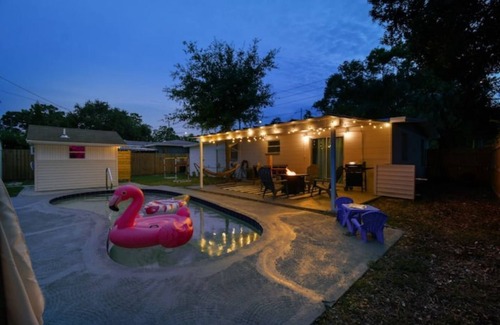 Pinellas Park House | Modern Chic Bungalow + Pool House Outdoor Shower