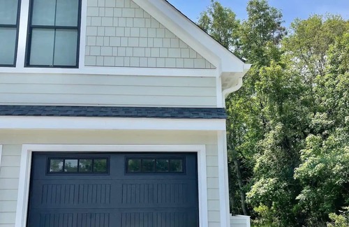 Harbinger Apartment | Modern chic Getaway in Kilmarlic Golf Club OBX