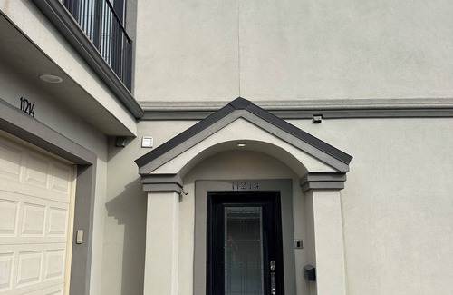 Shawnee Condo | Modern Chic Loft in Downtown Shawnee KS Walking Distance to Local Atrractions