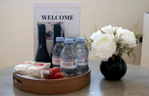 Leicester City Centre Apartment | Modern City Centre Apartment - Sleeps 4 - ideal for families, couples & professionals