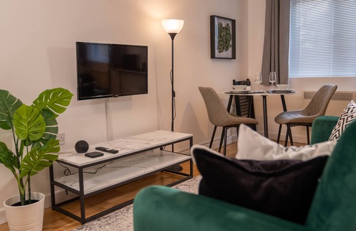 Cambridge Apartment | Modern City Centre Studio Cambridge Apartment