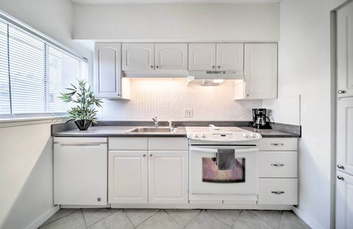 Encanto Condo | Modern City Condo Close to Downtown Phoenix!