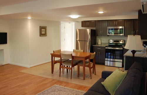 Potomac Apartment | Modern, Clean, Furnished Apt, Private Entrance, Parking, No Smoking No Pets